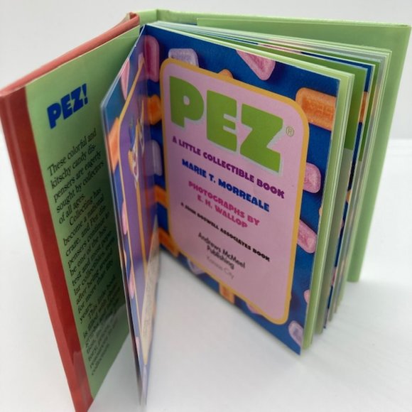 3/$25! PEZ: A LITTLE COLLECTIBLE BOOK - Picture 9 of 9
